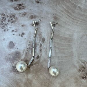 Elegant  sterling Silver and Pearl Drop Earrings